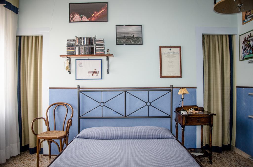 B&B Royal Palace Room Caserta Cameră foto