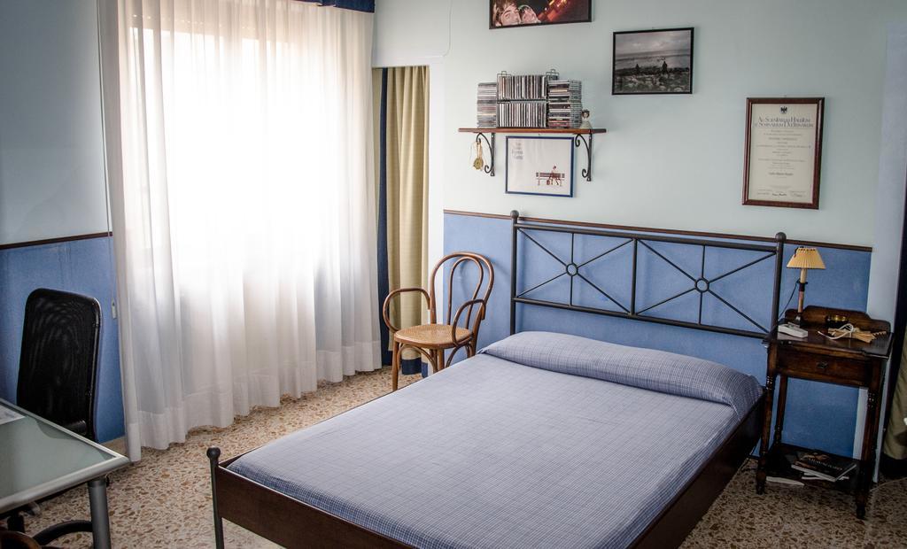 B&B Royal Palace Room Caserta Cameră foto