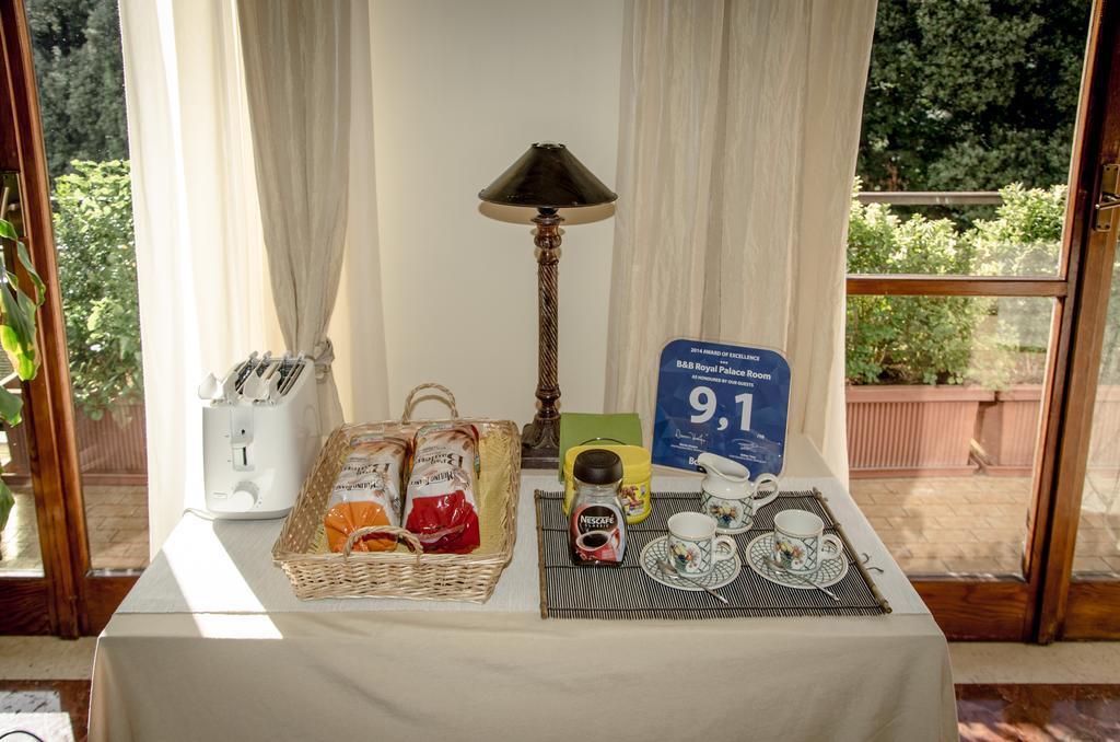 B&B Royal Palace Room Caserta Exterior foto